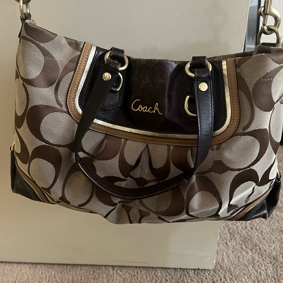 Coach satchel bag that was loved dearly! - Picture 2 of 3
